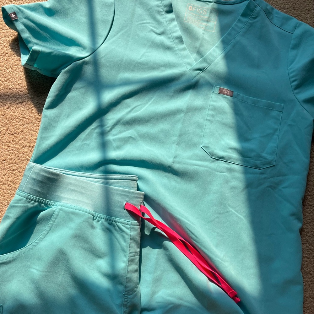 Figs Neon Blue Scrub Set with Pink Drawstring